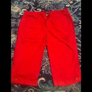 red bandolino brady shorts